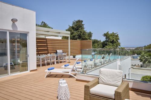 Piscina en o cerca de Villa Ida - Indoor Heated Pool, Sauna, Games Room and Gym