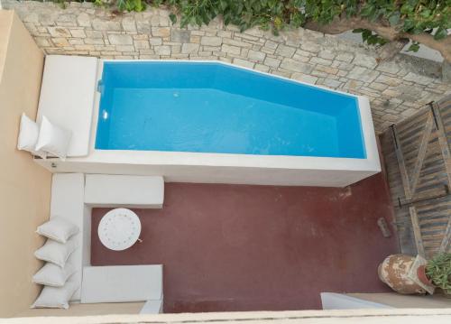 Πισίνα στο ή κοντά στο Quintana, a junior villa with private pool!