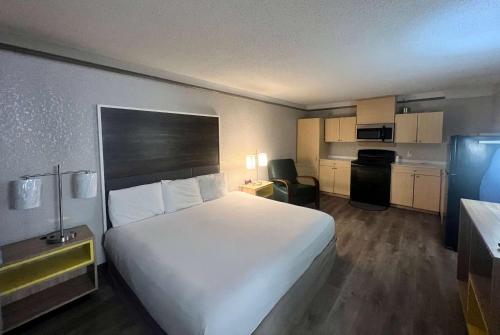 Gallery image of Days Inn by Wyndham Sulphur West in Sulphur