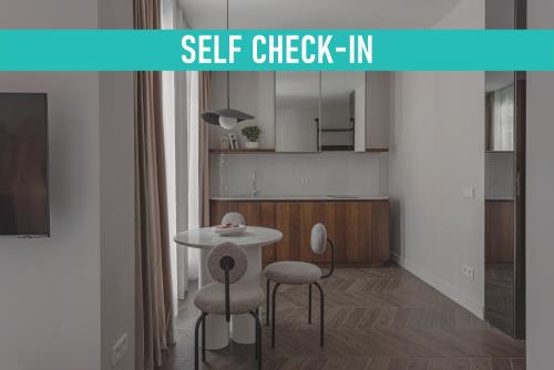 New and Stylish Apartment, Monaco