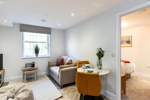 Rock Mill Apartment 21 – Photos 2