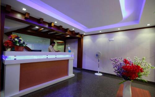 The lobby or reception area at Skylink residency