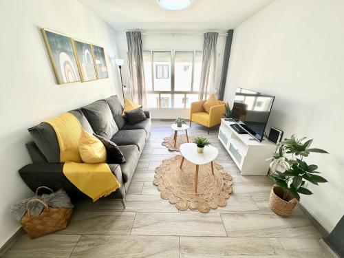 Mango Sorbet súper central, 3 Desks, high speed internet, 3 bedrooms and 2 bathrooms