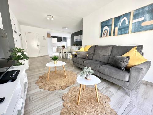 Posezení v ubytování Mango Sorbet súper central, 3 Desks, high speed internet, 3 bedrooms and 2 bathrooms