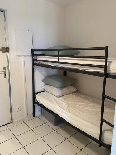 BEAU STUDIO 4 PERSONNES AVEC LOGGIA ET PARKING PRIVATIF