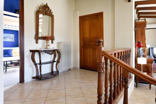 Φωτογραφία από το άλμπουμ του Otzia Bay House, 5 minutes walking distance from the beach σε Ιουλίδα