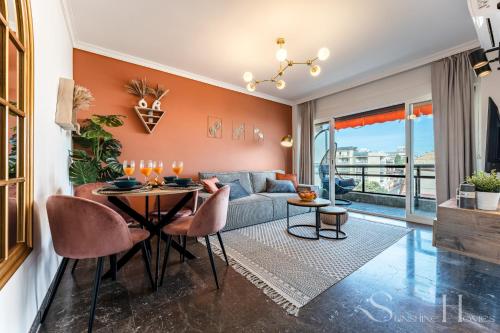 First line , Cosy and Comfortable + Swimming pool