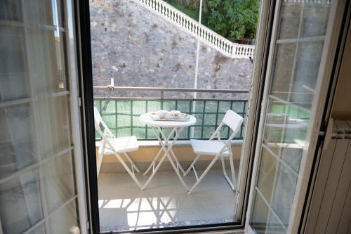 Un balcón o terraza de B&B Vista Mare