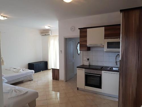 Apartment Oasis - Novalja