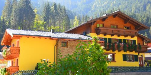 Gallery image of Landhaus Marlies in Zell am See