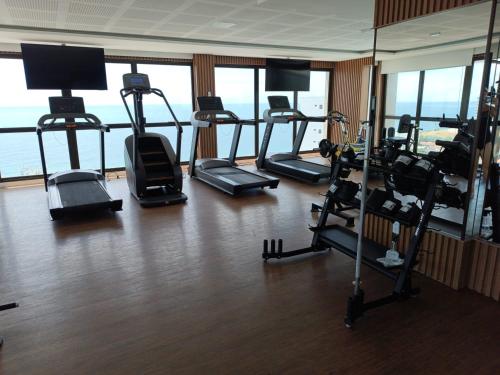 Het fitnesscentrum en/of fitnessfaciliteiten van Barra Caravela Studio