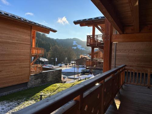 Les Gets - Moderne appartement, 1.5km du centre, 400m des pistes, terrasse, 2 chambres, WiFi, parking