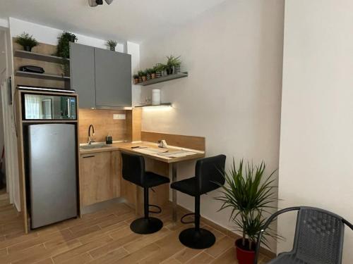 Palmera FreeParking Studio