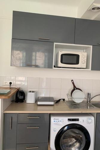 Majoituspaikan paris superb studio keittiö tai keittotila
