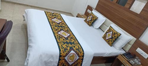 Una cama o camas en una habitación de Hotel Marina