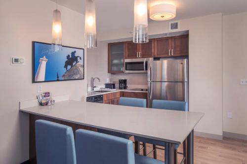 Residence Inn by Marriott Baltimore at The Johns Hopkins Medical Campus Image