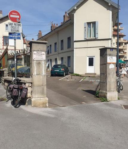 Photo de la galerie de l'établissement Petit studio sympa Wifi, à Besançon