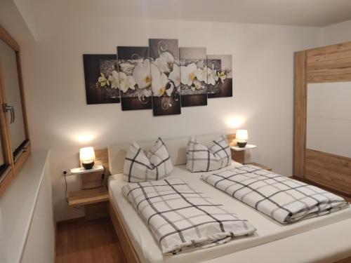 Postel nebo postele na pokoji v ubytování Ferienwohnung Oberkreut