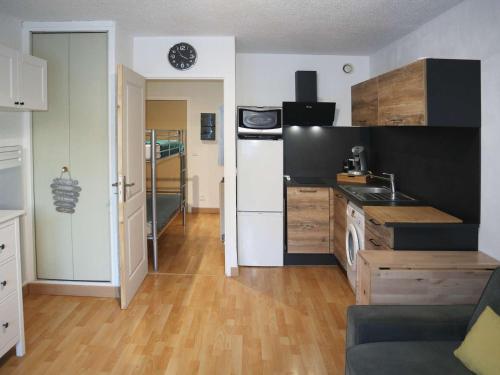 Studio rénové, skis aux pieds, centre station, 4 pers - FR-1-322-540