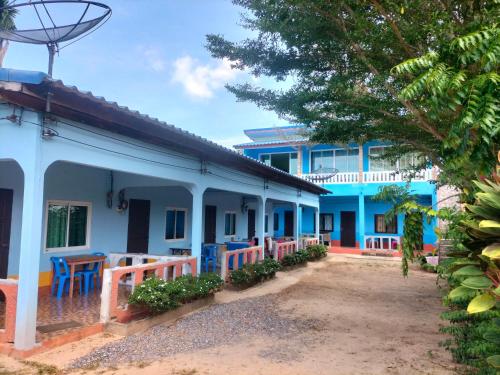 Gallery image of Lanta Blue House in Ko Lanta