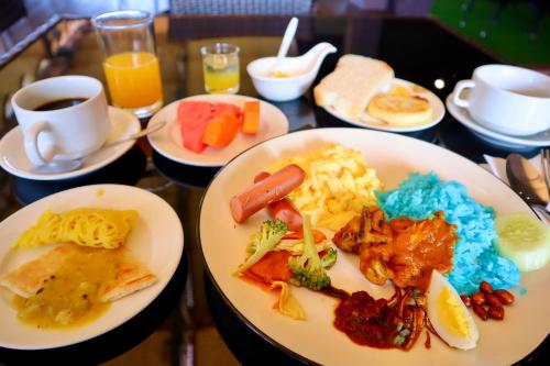 Jídlo v hotelu nebo okolí