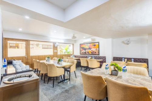 Gallery image of Hotel Krish - Near Medanta and Fortis Hospital Gurugram in Gurgaon