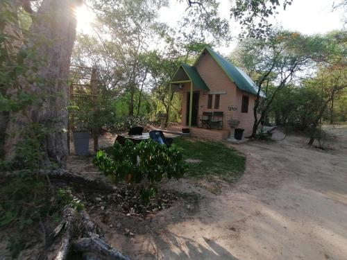 Zahrada ubytování Mukuku Rest Camp