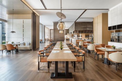 Εστιατόριο ή άλλο μέρος για φαγητό στο Shaoxing Marriott Hotel Shangyu