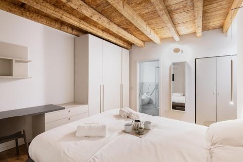 Easylife - Milano - Castaldi 26 P1D - Porta Venezia