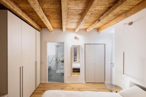 Easylife - Milano - Castaldi 26 P1D - Porta Venezia