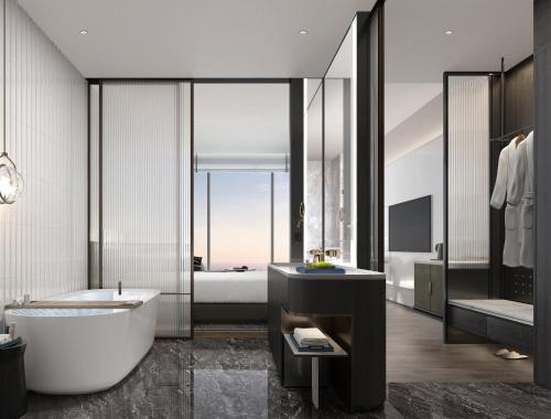 Bilik mandi di Crowne Plaza Ezhou by IHG