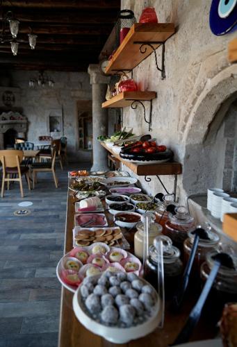 Jídlo v hotelu nebo okolí