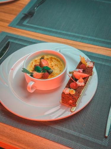 Eten bij of ergens in de buurt van het hotel

