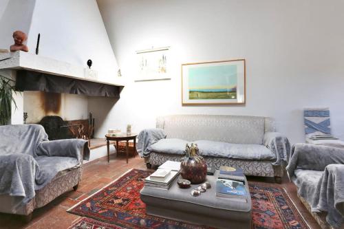 Colonica chic in collina