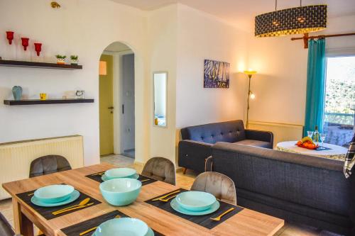 Nest View House