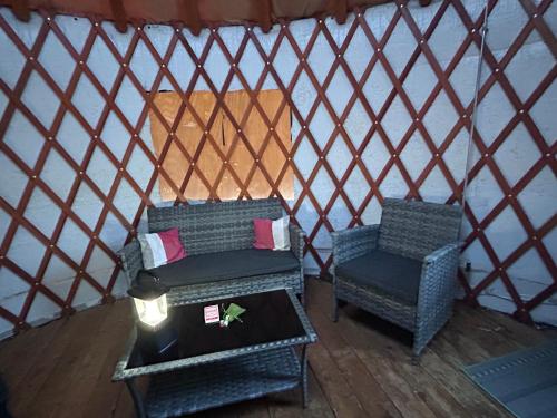 Golden Mountain Yurt – Photos 3