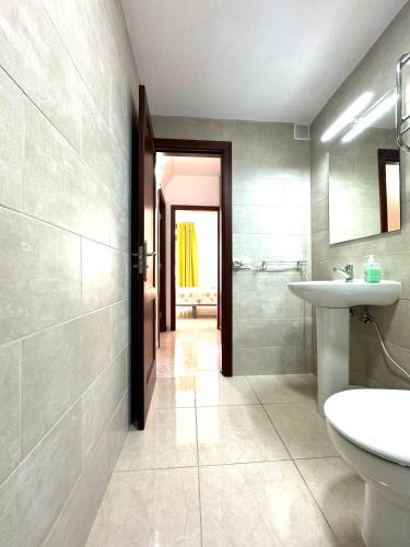 Guinea Apartment