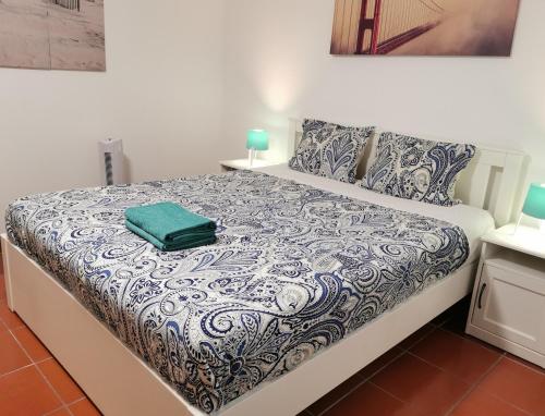 מיטה או מיטות בחדר ב-Knowing Home 110sqm