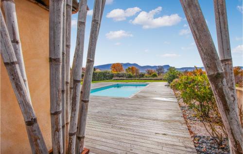 Πισίνα στο ή κοντά στο Lovely Home In Pourrières