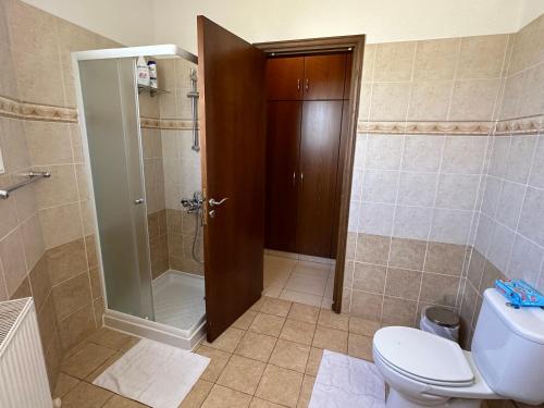 Ένα μπάνιο στο Villa Andy-350 m from the beach