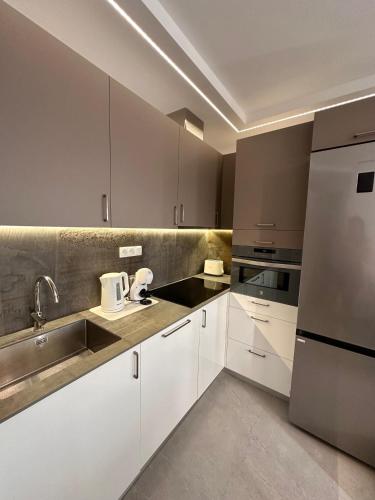 Sunset Apartment 2