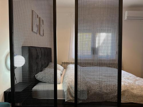 Postel nebo postele na pokoji v ubytování Sleep&Fly Belgrade