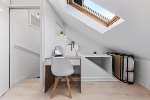 The Holloway Suite - Netflix, 3 Min to Station - Luxury photo 11