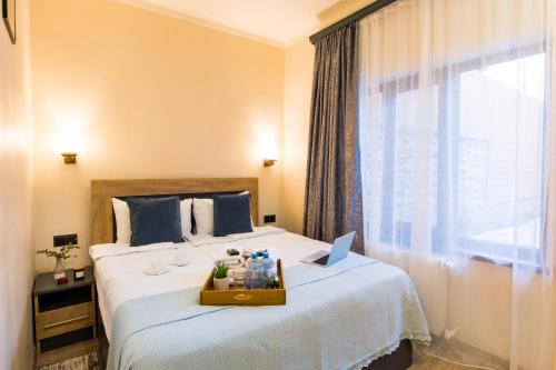 hotelise l Porthos Apartment