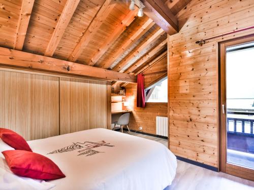 Chalet familial confortable 7 pers, 800m des pistes, terrasse, parking, WiFi, équipements modernes