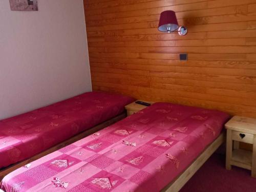Appartement spacieux, ski aux pieds avec balcon, 5 pers