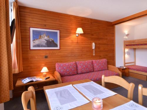 Studio confortable 2 étoiles, ski aux pieds, pour 4 personnes