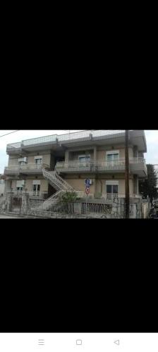 Фотография из галереи Φανταστικός χώρος δίπλα στον μύλο ξωτικών в Трикале