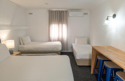 Katil atau katil-katil dalam bilik di Caledonian Inn - The Stump