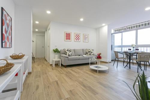-MalagaSunApts-Central &Quite
